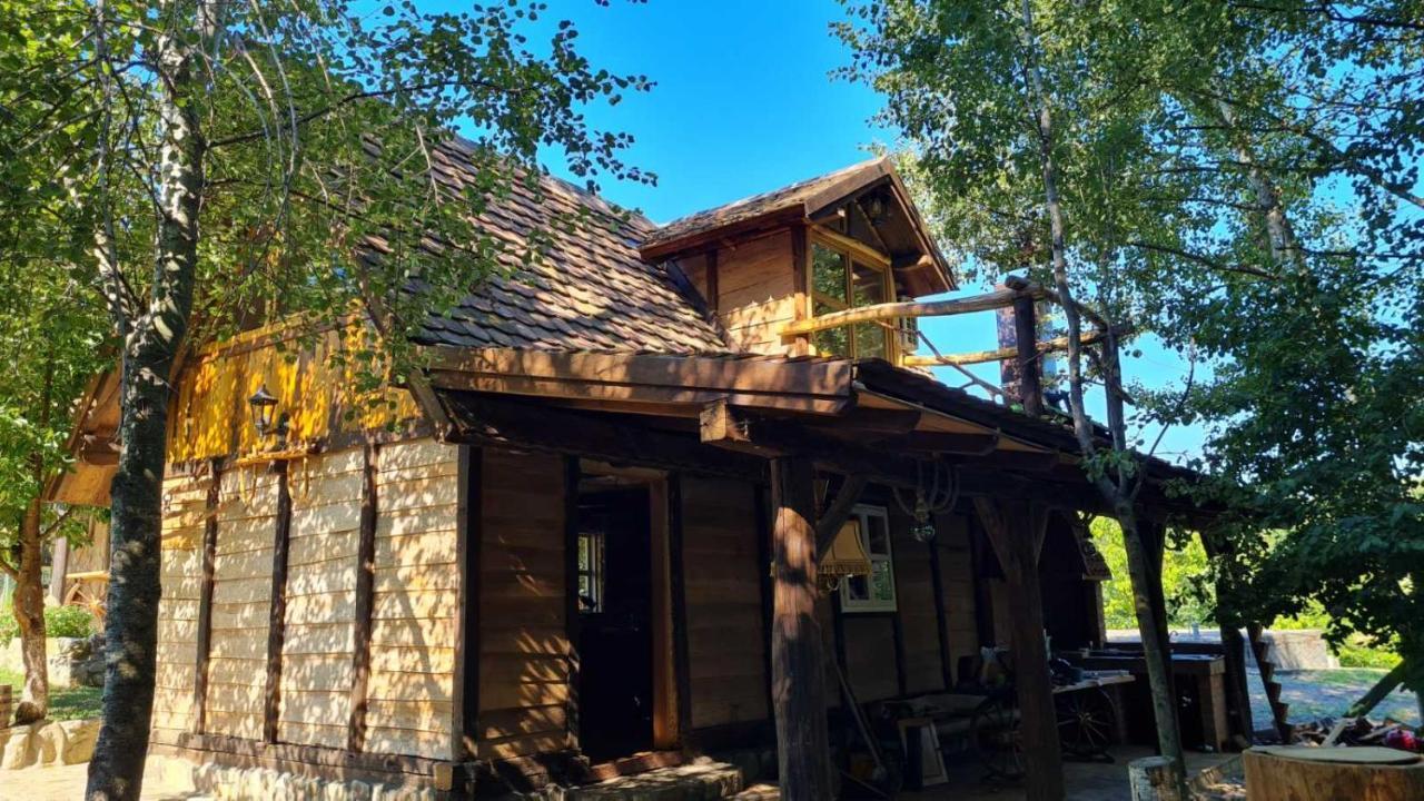 Magaze De Luxe Holiday home Gradacac